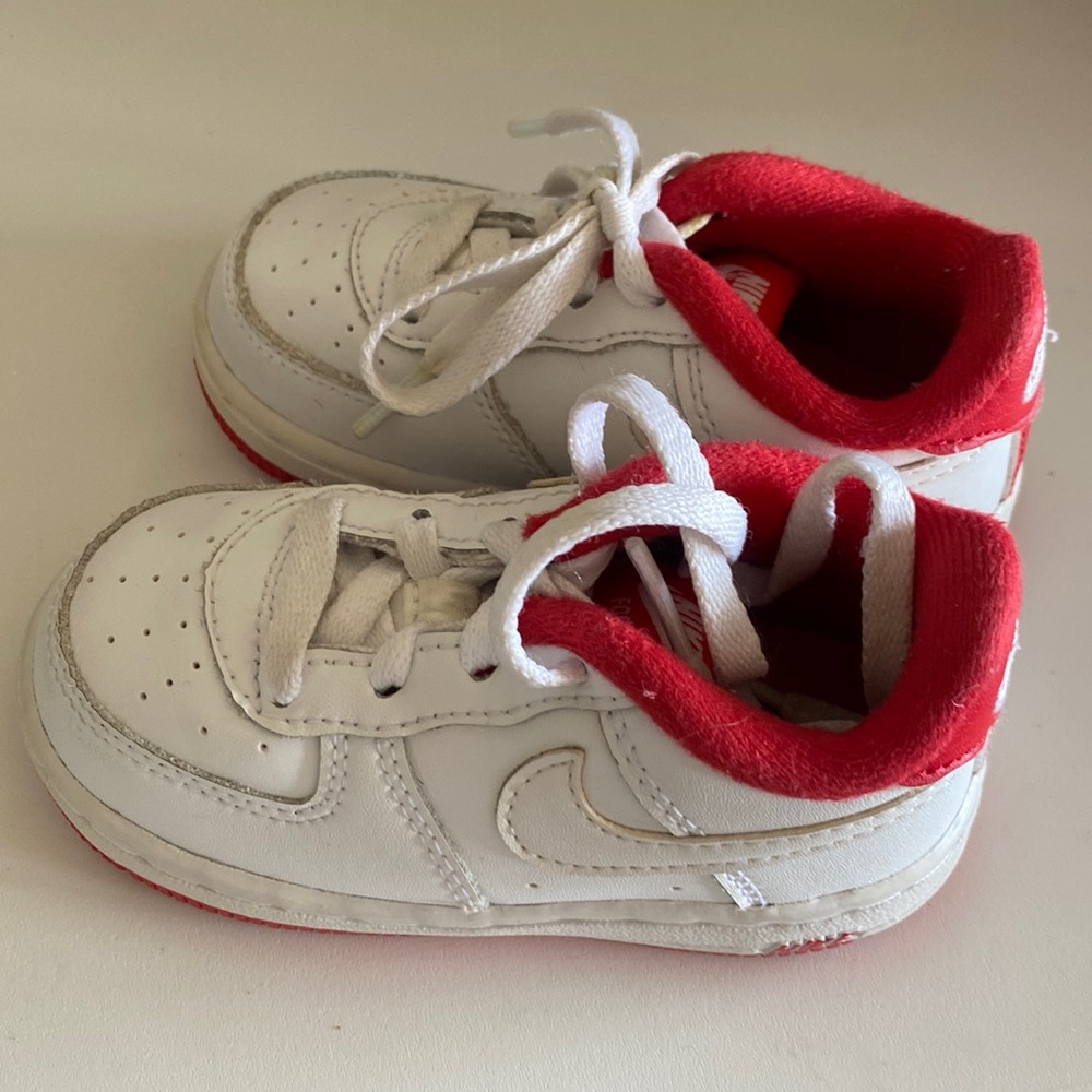 Nike Air Force 1 shoe for kid size 6c
